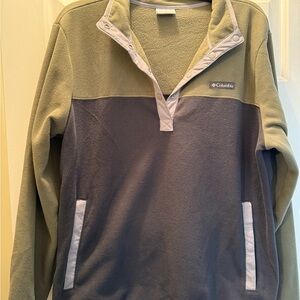 Columbia Olive and Gray Snap Fleece